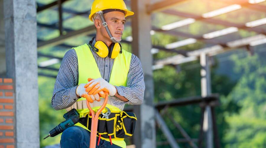 Professional New roof installation in La Harpe, KS
